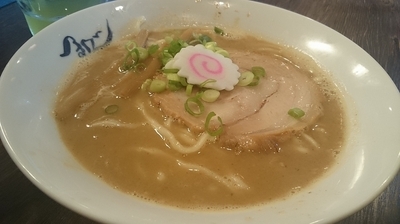 「熟成ラーメン550円」@麺や紡の写真