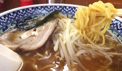 「醤油ラーメン(500円)」@見聞録の写真