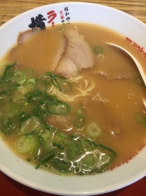 「ラーメン(並)￥６５０」@ラーメン横綱 柏店の写真