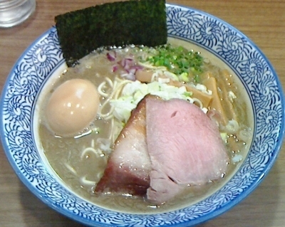 「味玉極上濃厚煮干しそば」@煮干しつけ麺 宮元の写真