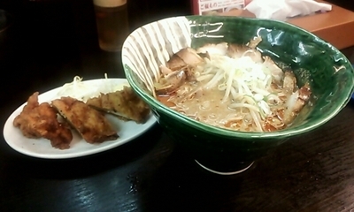 「チャーシュージェイタン黄金からあげセット」@タンタン麺とからあげのジェイタンの写真