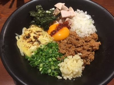 「カレーまぜそば」@風見鶏 本店の写真