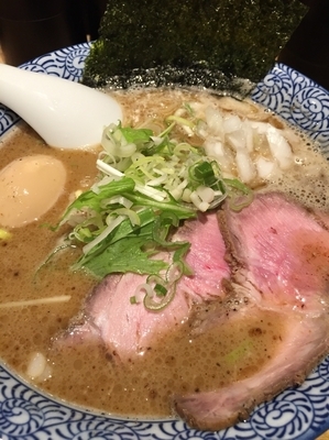 「煮干し鶏白湯そば」@SOUP NOODLE 青雲の志の写真