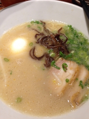 「白丸元味＋半熟塩玉子」@博多一風堂コレクション 町田店の写真