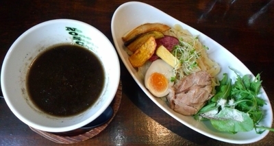 「Black Deep Garicつけ麺 970円」@No One Style Cafeの写真