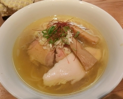 「塩ラーメン」@ラーメン屋 トイ・ボックスの写真