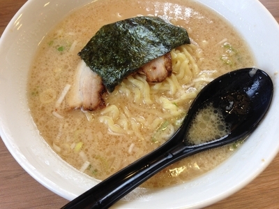 「醤油（中）：650円」@麺屋壱 松山店の写真