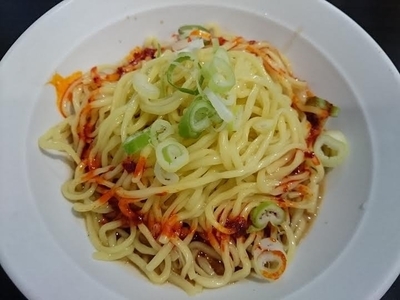 「冷やし油そば ￥700」@味噌麺 伝堂の写真