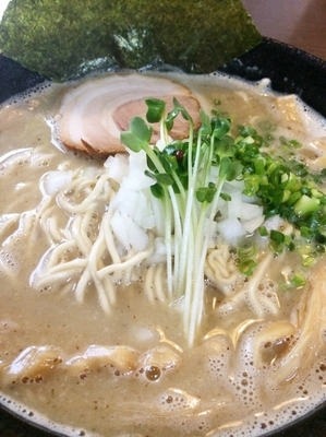 「塩そば 大盛 850円」@つけ麺 弥七の写真