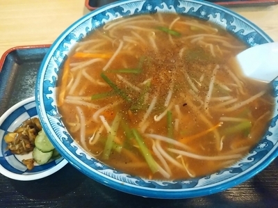 「モヤシラーメン(並盛)680円」@ニュー飯店の写真