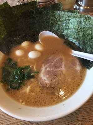 「のりラーメンうずら増し大盛、硬め濃いめ」@ガキ大将 藤沢川名店の写真