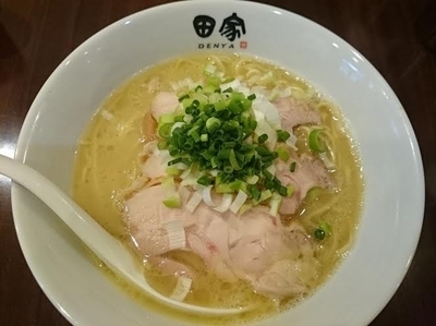 「【限定】鶏白湯そば ￥800」@中華そば田家 ふくふくの写真