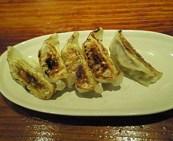 「焼餃子　３５０円」@麺や 来味の写真