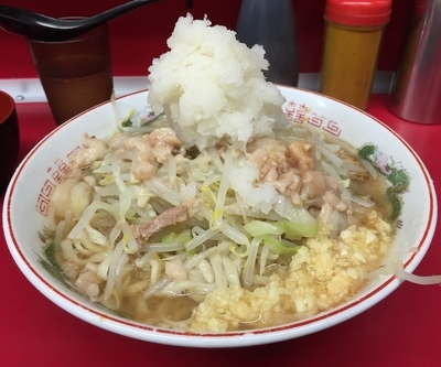 「ラーメン（豚2枚）＋ダイコンおろし」@ラーメン二郎 湘南藤沢店の写真