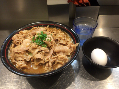 「みそラーメン 温玉つき バラ肉増し」@麺創研 紅 府中の写真