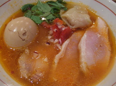 「【限定】TOMATO SOBA ＋特製　１０００円」@地球の中華そばの写真