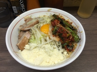 「小ラーメン＋汁なし＋粉チーズ＋ニラキムチ」@ラーメン二郎 横浜関内店の写真