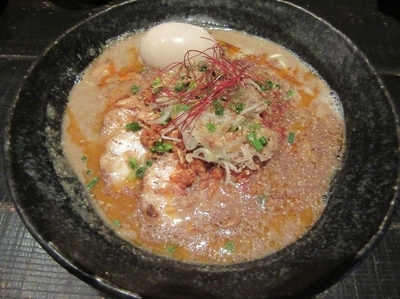 「汁あり担々麺（７００円）＋特製トッピング」@まぜそば 一心不乱の写真