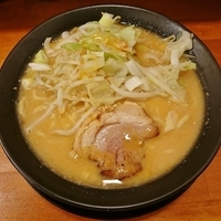 担々麺 \750