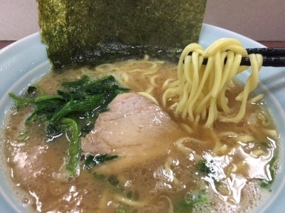 「ラーメン(650円)」@本牧家 本店の写真
