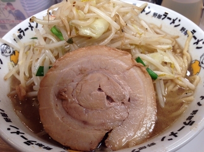 「豚骨野郎 大盛」@野郎ラーメン 三軒茶屋店の写真