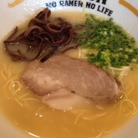 白ラーメン＋半ライス＋替え玉