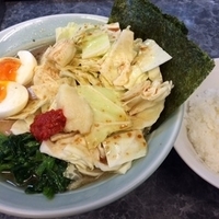 ラーメン650円　キャベチャ200円