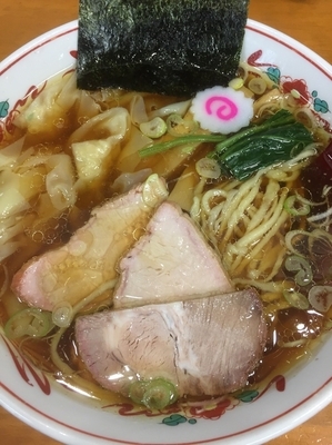 「ワンタン麺￥８３０」@とら食堂 松戸分店の写真