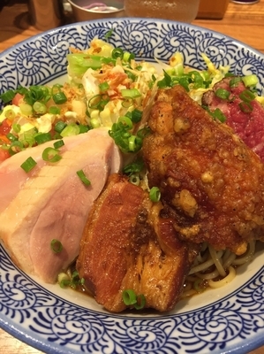 「[4周年限定]冷やし肉そば¥850」@ラーメン燈郎の写真