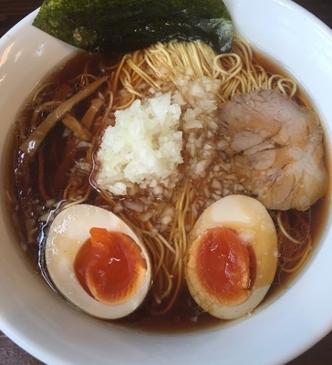 「ラーメン(味付け玉子) 700円」@元祖敏々亭 びんびん 西八王子店の写真
