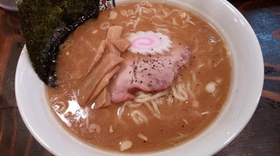 「煮干しラーメン」@煮干しらーめん 玉五郎 東京新宿店の写真
