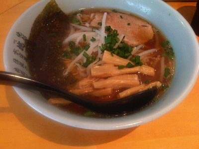 「醤油ラーメン(550円)」@伝説のすた丼屋 町田店の写真