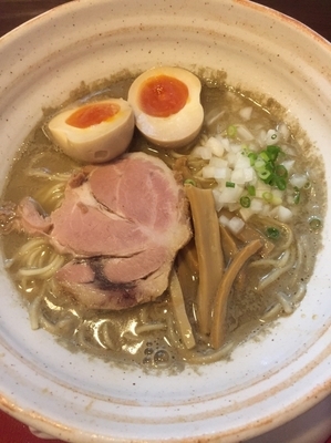 「【数量限定】煮干し麺¥780＋味玉子¥100」@麺屋むどうの写真