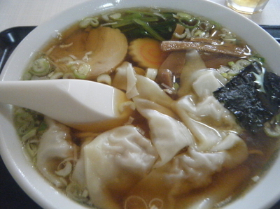 「ワンタンメン700円」@松楽食堂の写真