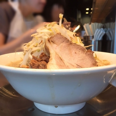 「ラーメン（￥750）」@ジロリアン 赤坂店の写真