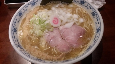 「煮干しそば」@煮干中華そば 鈴蘭 新宿店の写真