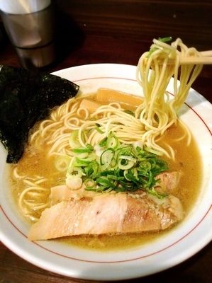 「濃厚煮干そば¥820」@いりにぼの写真