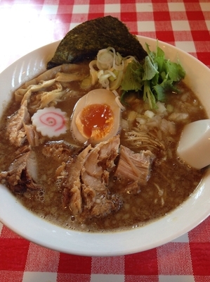 「こってり中華そば 中  細麺」@らー麺Chopの写真