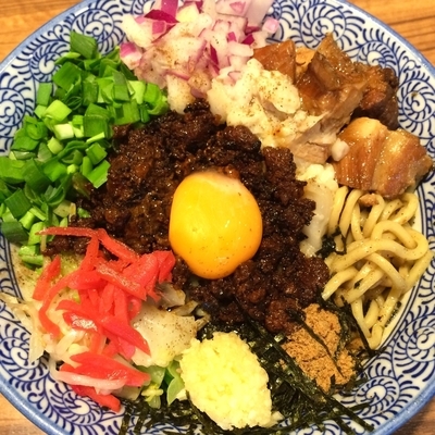 「新台湾汁なし油そばミニ730円」@ラーメン燈郎の写真