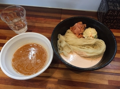 「つけ麺 焼き鮭搾り 880円」@鮮魚らーめん 五ノ神水産の写真