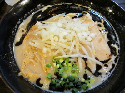 「とりそば黒　「800円」」@麺堂 稲葉 Kuki styleの写真