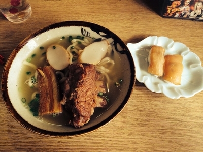 「お得セット800円 大東寿司2貫付き」@元祖 大東そばの写真