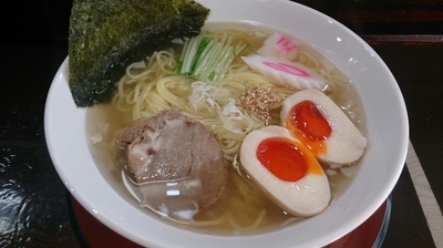 「地鶏かつおラーメン（720円）」@麺屋 繋の写真