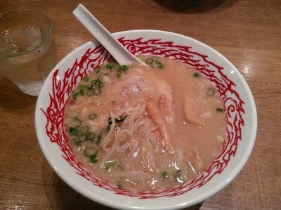 「醤油豚骨ラーメン」@ラーメン屋デビットの写真