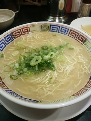 「素ラーメン500円」@博多ラーメン よねちゃんの写真