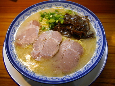 「らーめん ハリガネ」@博多ラーメン しばらく 町屋店の写真