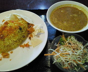 「スリランカスタイル　ダールカレー　７００円」@アーユーボーワンの写真