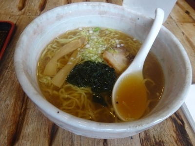 「しょうゆラーメン」@れんげ亭の写真