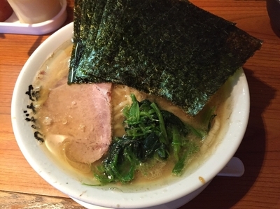「のり玉ラーメン【830円】」@横浜家系ラーメン つばさ家 立川店の写真