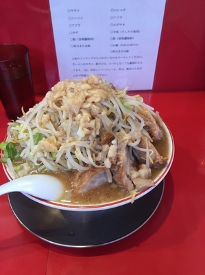 「ラーメン大盛＋豚増し 1080円」@ジャンプの写真